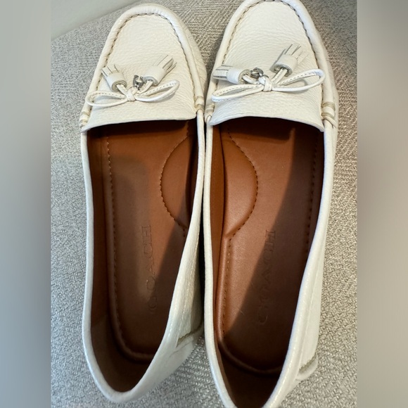 Coach womens loafers size 7B - Picture 5 of 10